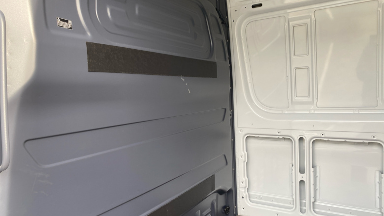 Mercedes-Benz Sprinter E314 L2 Electric Rwd 100kW 81kWh Pro Van Auto